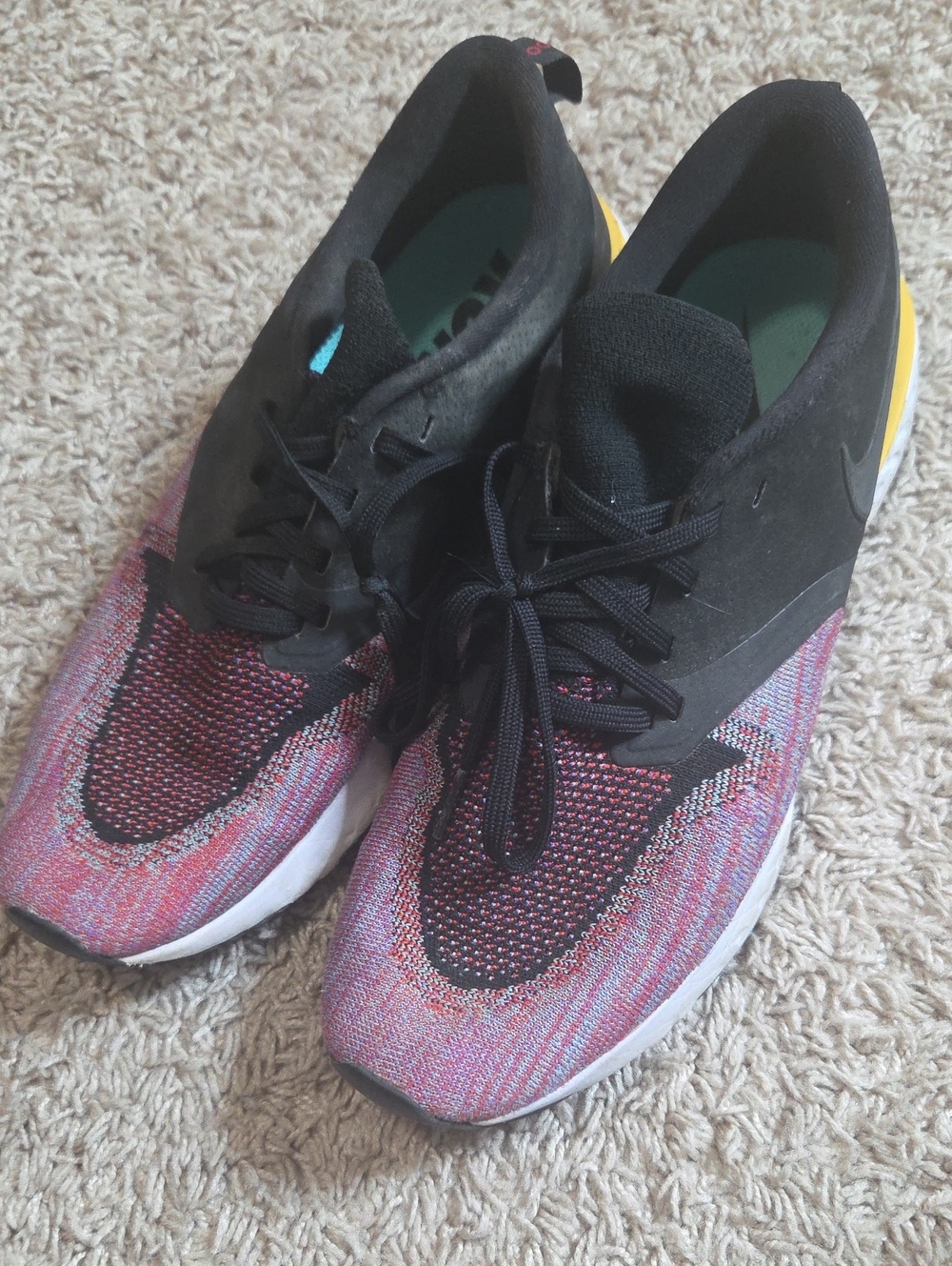 Nike Running Mens 10.5 Sneakers Odyssey React Flyknit